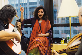 Amina rehearses with flamenco guitarist Arturo Martinez and Ali Jihad Racy.