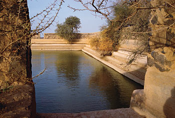 One of dozens of rest and water stations on the pilgrim road from Iraq to Makkah, this pool at Aqiq, Saudi Arabia, still holds water more than a thousand years after it was constructed under the patronage of Zubaydah, the wife of caliph Harun al-Rashid.