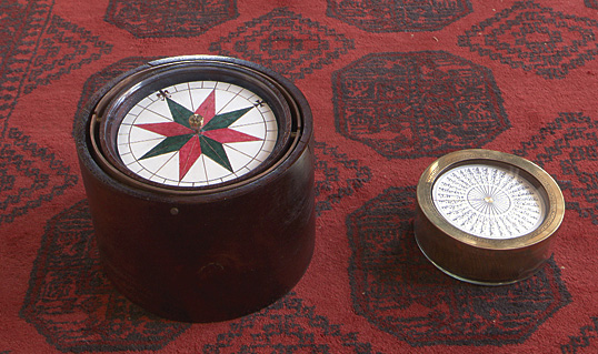 The Muslim compass used in the Indian Ocean around 1500 (right) had improved on the 32-point compass used in the West at the same time, allowing Muslim sailors to make more precise navigational calculations than their European counterparts.